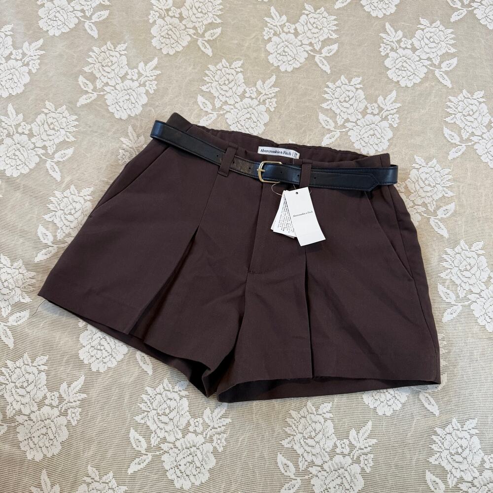 NWT Abercrombie & Fitch Brown Pleated Belted Shorts Size 24